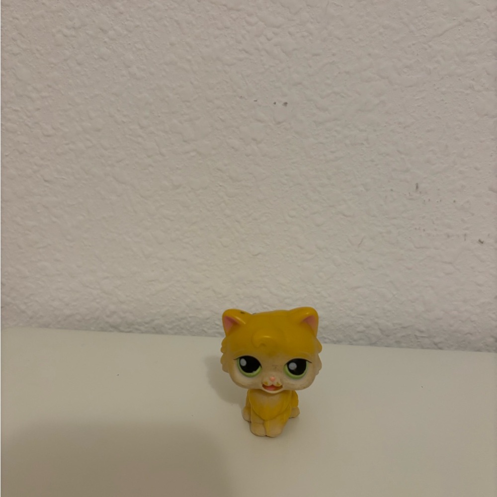 Rare littlest pet shop cat